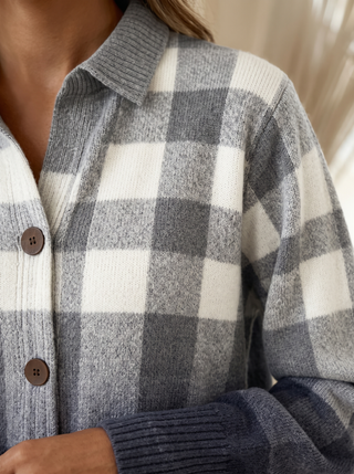 Gladys™ | Cardigan Boutonné Ombré Gris à Carreaux